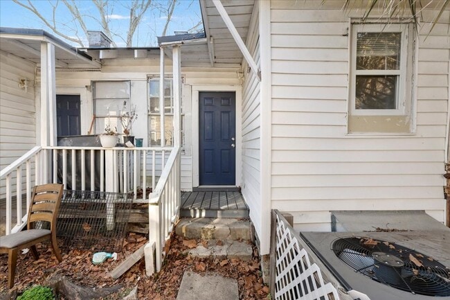 Building Photo - 1708 Lennox Ct