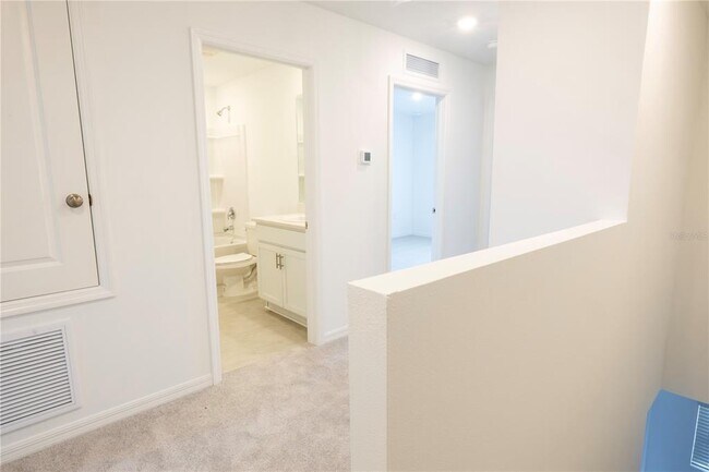 Building Photo - 7649 WATERSCAPE Dr