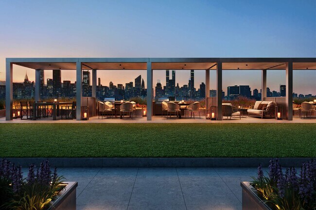 Building Photo - The Lumin