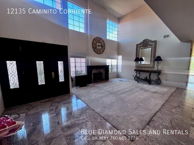 Building Photo - 12135 Caminito Corriente