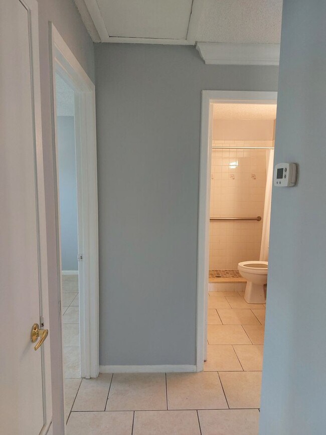 Building Photo - 1815 Marbeth St