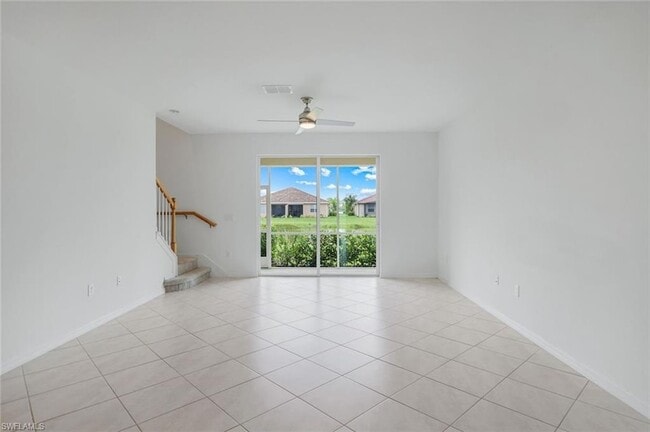 Building Photo - 2858 Blossom Wy