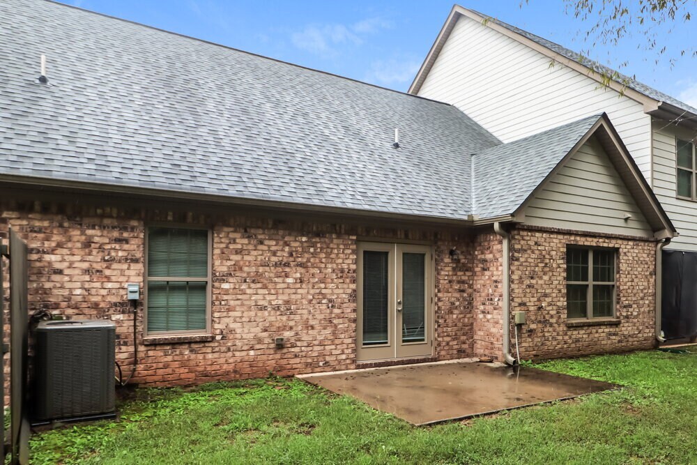 Building Photo - 177 Colony Park Ln