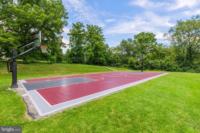 Building Photo - 172 Stirling Ct