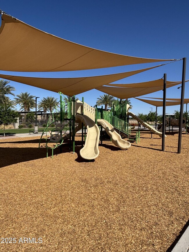 Building Photo - 22887 E Bonanza Way