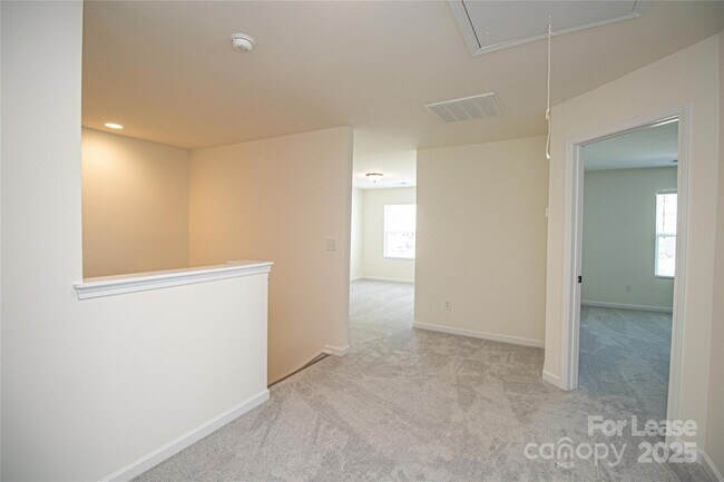 Building Photo - 3030 Falling Stone Cir