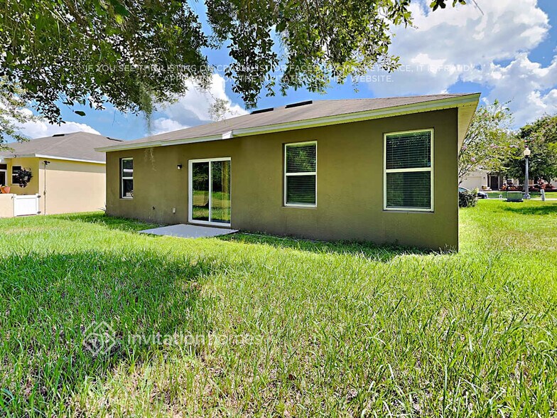 Building Photo - 5848 Windsong Oak Dr