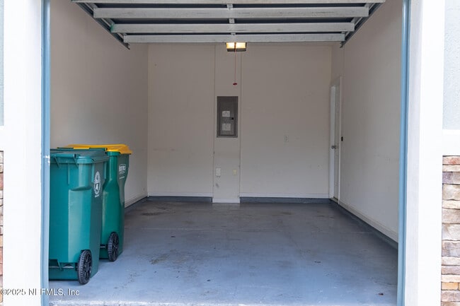 Building Photo - 5719 Parkstone Crossing Dr