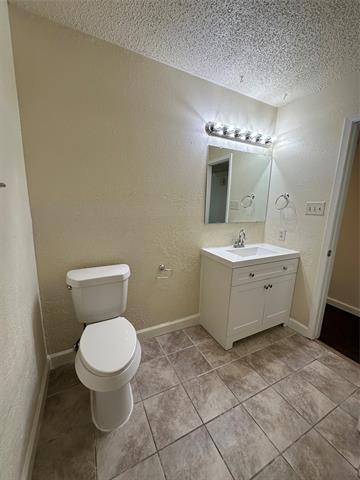 Building Photo - 3802 Lancelot Pl
