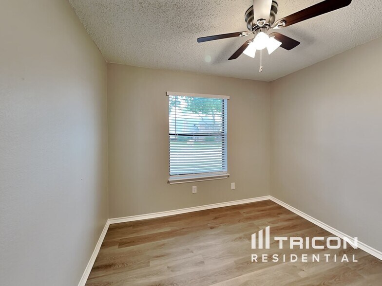 Building Photo - 815 Witherspoon Ct
