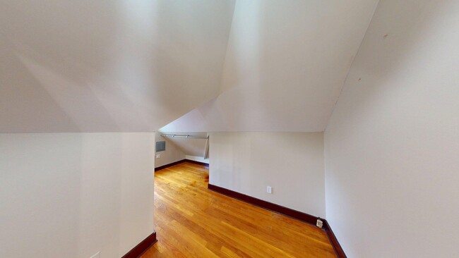 Building Photo - 161 Park Hill Ave
