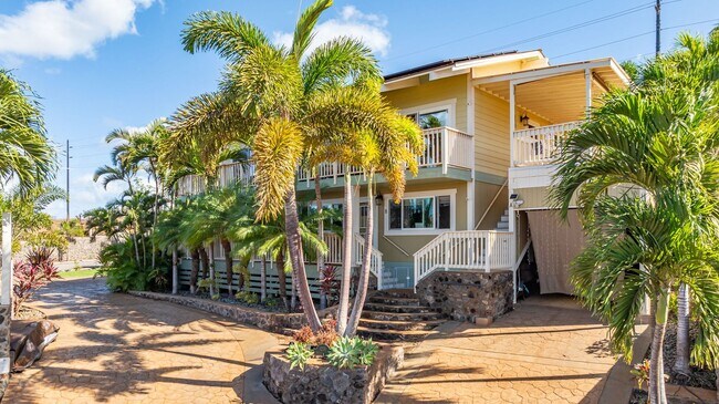 Building Photo - Oceanview 3-Bedroom in Lahaina – Solar, EV...