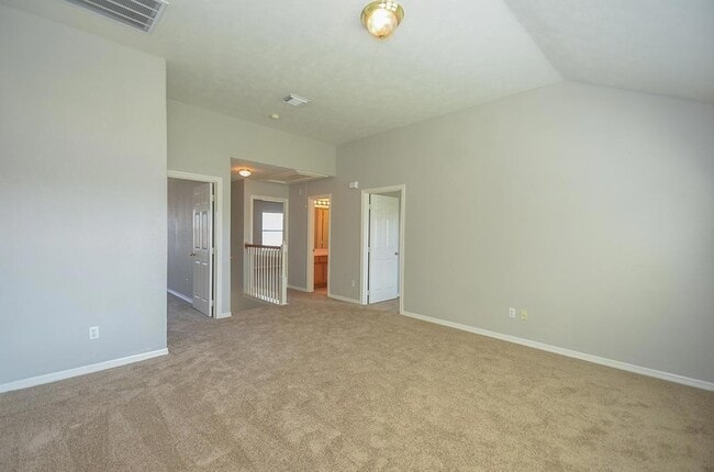 Building Photo - 5961 Whispering Lakes Dr