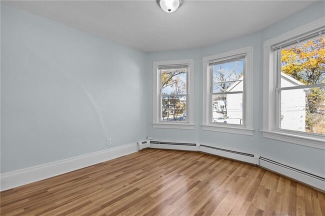 Building Photo - 60 Morris Ave