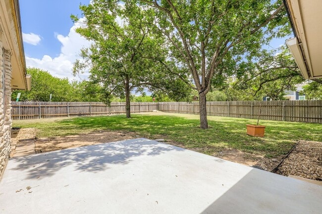 Building Photo - 5313 Basswood Ln