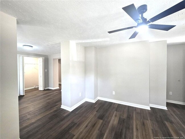 Building Photo - 874 W Orange St