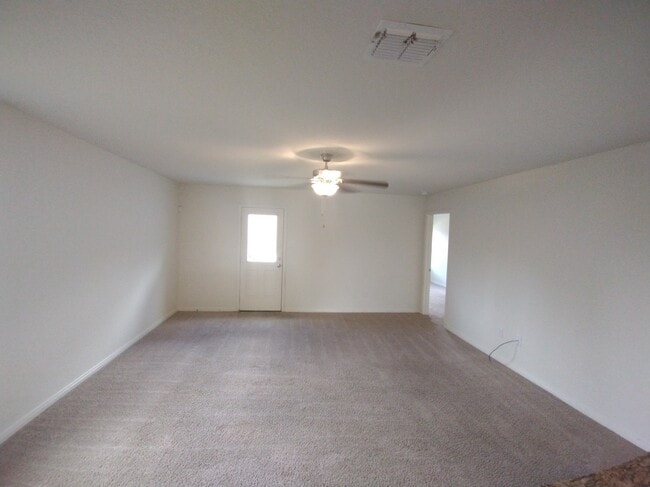 Building Photo - 6127 Lakefront