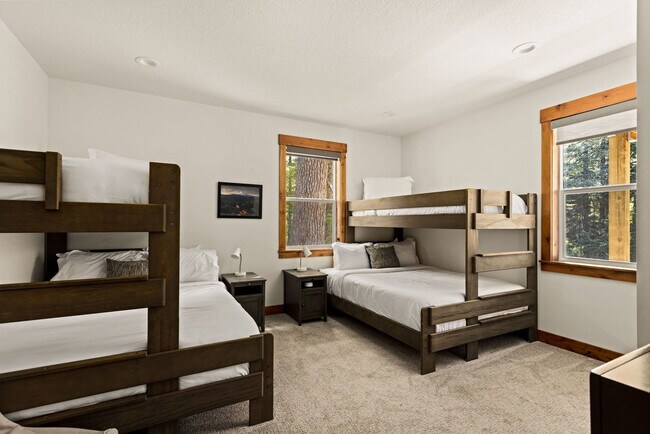 Building Photo - 89192 US-26