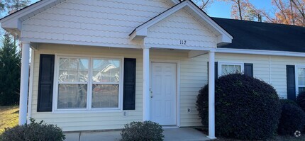 Building Photo - 2BR/2BA Patio Home in Saluda Commons- Avai...