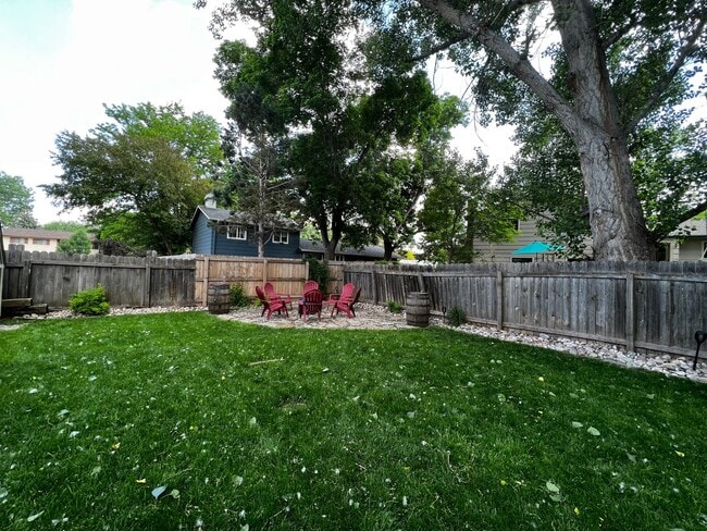 Building Photo - Remodeled 4 Bedroom 2 Bathroom Home in Fort Collins!