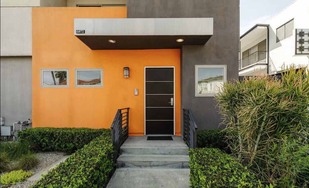 Building Photo - 6072 Pickford St