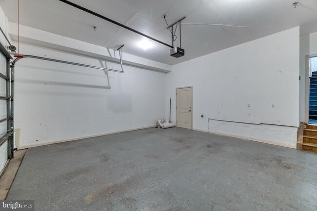 Building Photo - 22559 Clarksburg Rd