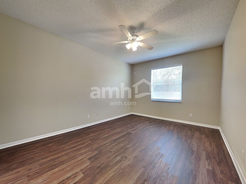 Building Photo - 1345 Brooke View Dr