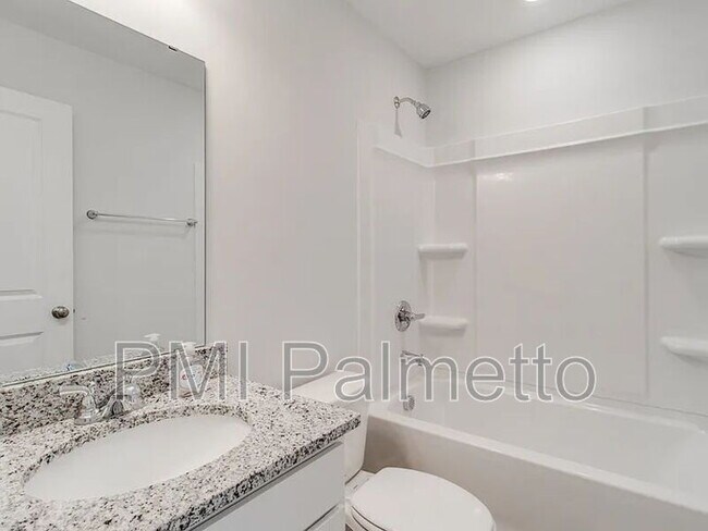 Building Photo - 3022 Harborview Dr