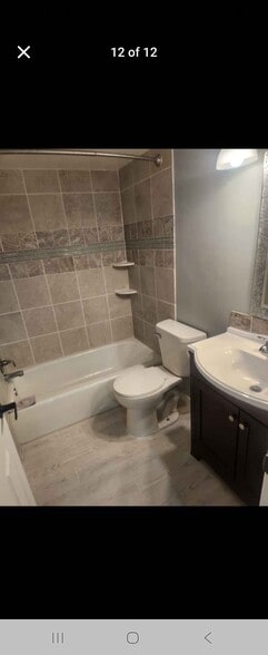 Building Photo - 741 11th Ave S