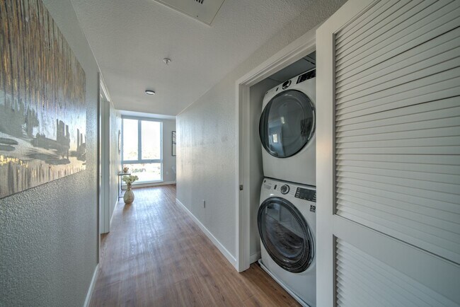 Building Photo - Modern 1 Bed / 1 Bath at Cerrito Vista | In-Unit Laundry | Parking Available | Pets Welcome