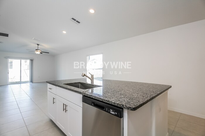 Building Photo - 32433 Windmill Frg