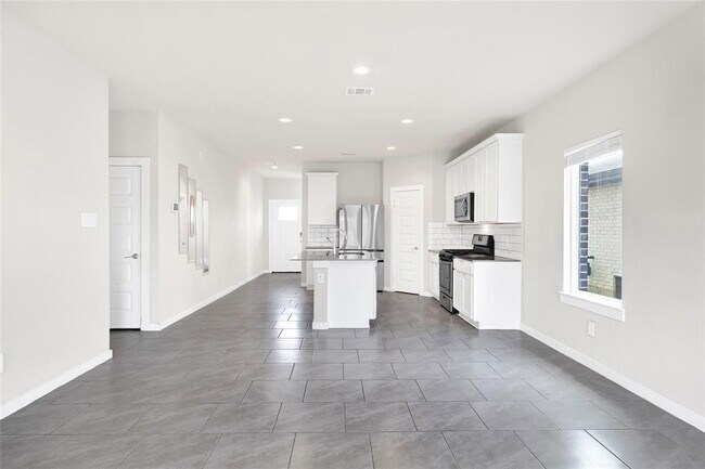 Building Photo - 18906 Allendale Frst Dr