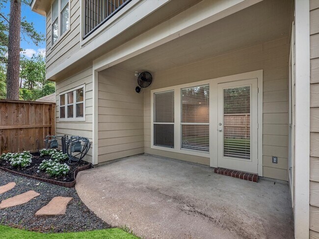 Building Photo - 142 N Magnolia Pond Pl