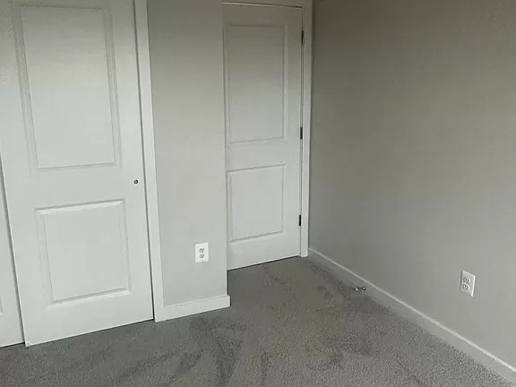 Building Photo - 31 Four Leaf Dr