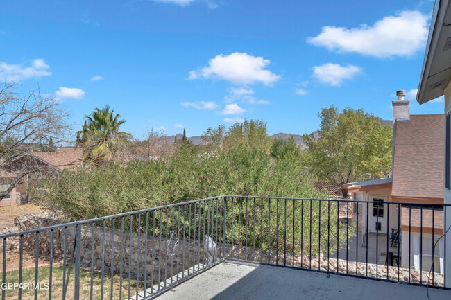 Building Photo - 1473 Desierto Rico Ave