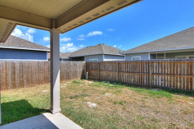 Building Photo - 1118 Blackbuck - 3/Bed 2/Bath $2095/month