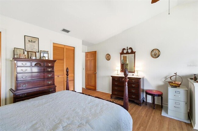 Building Photo - 24 Chippeway Ct