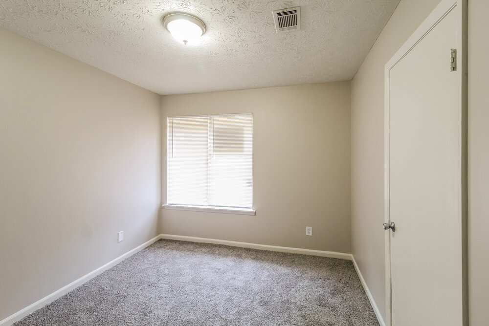 Building Photo - 2861 Panther Ct