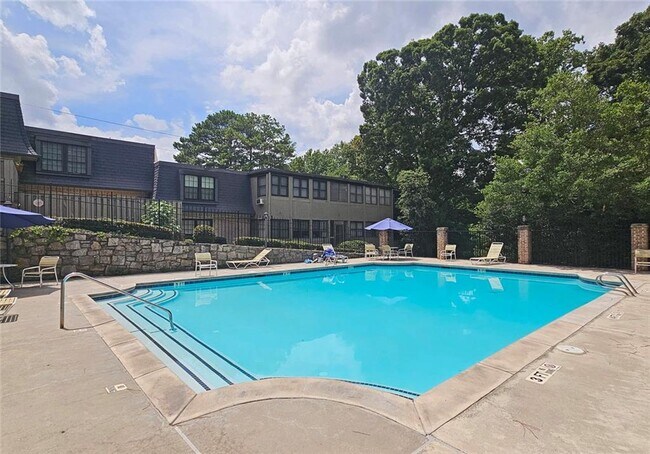 Building Photo - 38 La Rue Pl NW