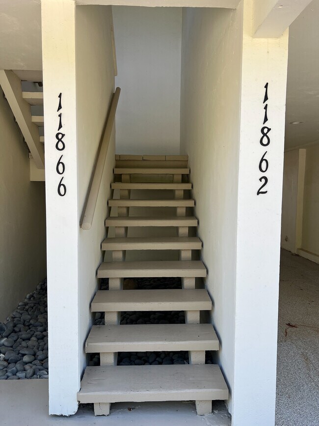 Building Photo - 11866 Starfish Ln