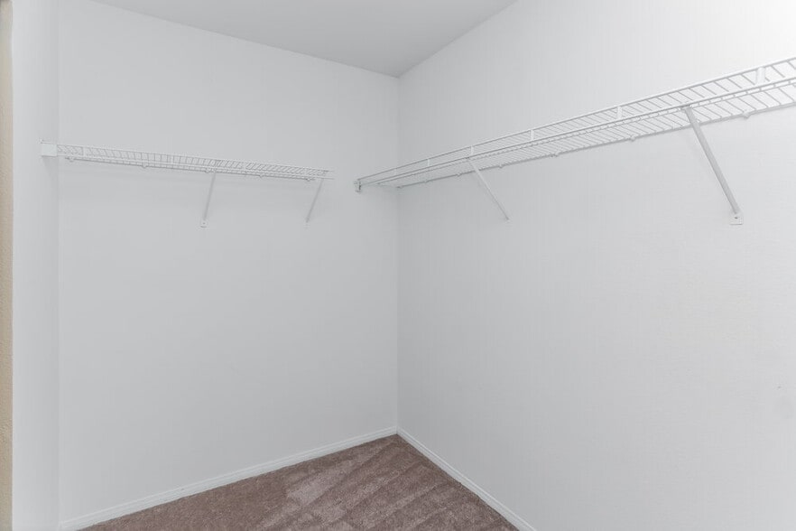 Building Photo - 1449 Morro Creek St