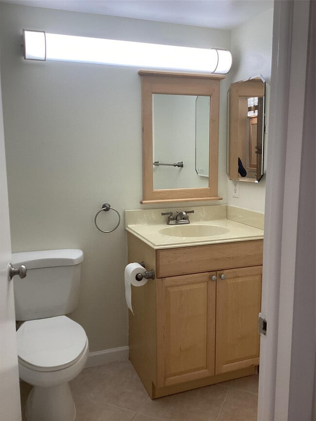 Building Photo - 5927 La Pinata Blvd