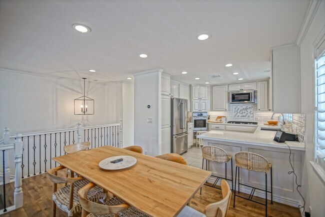 Building Photo - BEAUTIFULLY REMODELED, HIGH-END REDONDO HILLS HOME W/ AMAZING GREAT ROOM LIVING SPACE, 2 BALCONIE...
