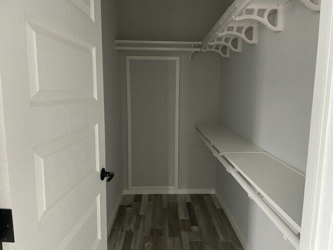 Building Photo - 747 Arbor Estates Way