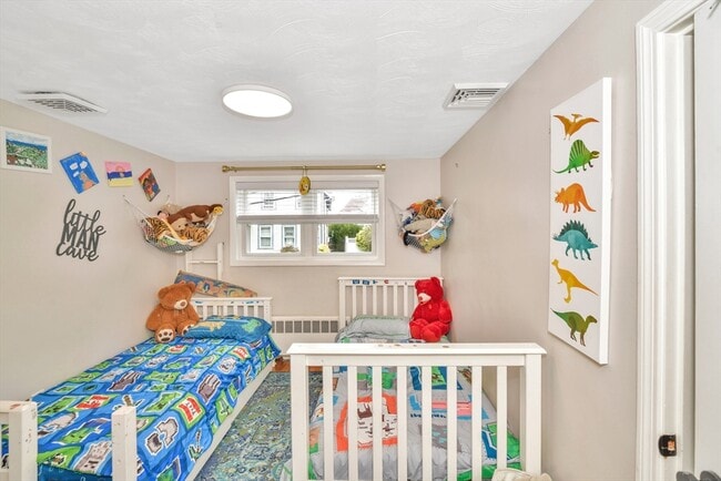 Building Photo - 15 Union Ave