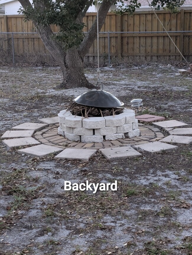 Building Photo - 508 Cavalier Ave