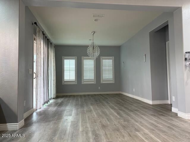 Building Photo - 17545 W Lilac St