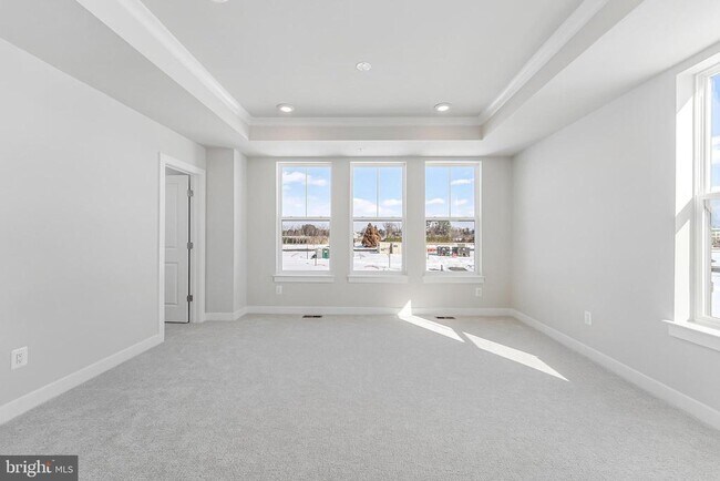 Building Photo - 44592 Strabane Ter