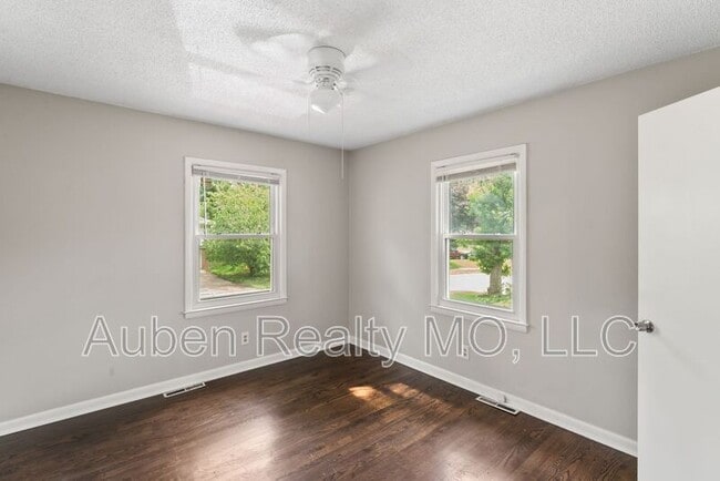 Building Photo - 6401 120th Terrace