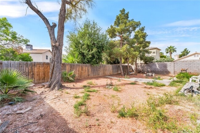 Building Photo - 5591 Ballinger Dr